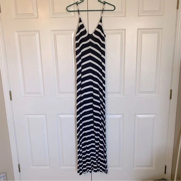 Aqua brand striped maxi dress sz S